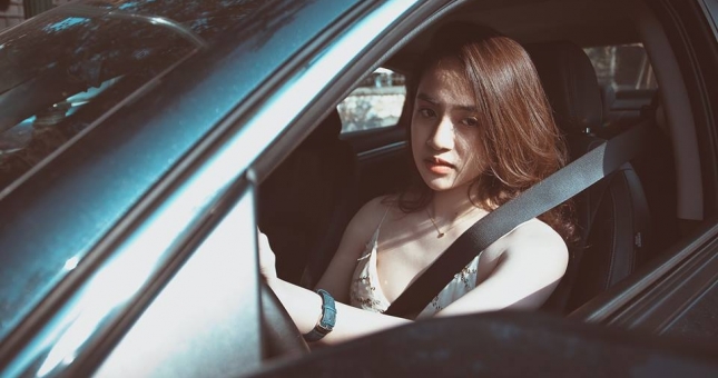 Ngày 20/10, Đàn ông Việt nên tặng 'xế hộp' nào cho phụ nữ?