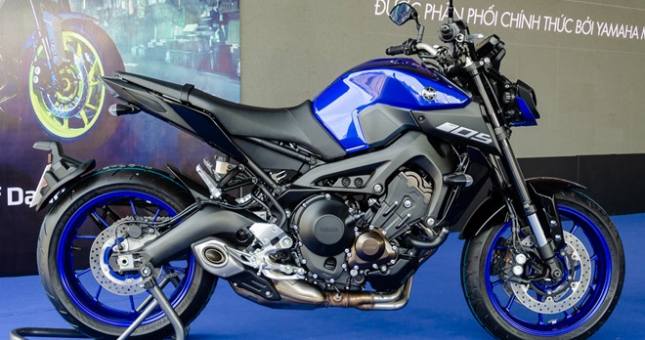 Yamaha MT-09 chính hãng về Việt Nam, chốt giá 299 triệu đồng