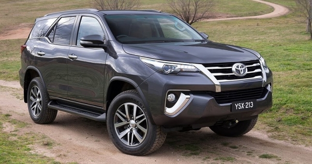 Toyota Fortuner, Prado, Hilux bị lỗi bầu lọc khí thải