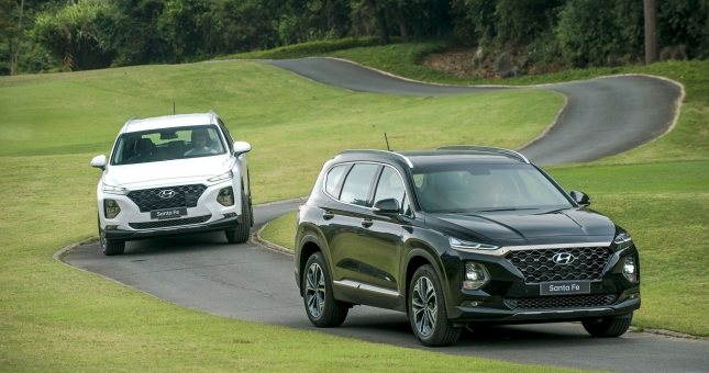 Có nên bỏ thêm 190 triệu đồng mua Hyundai Santa Fe 2019 bản đặc biệt