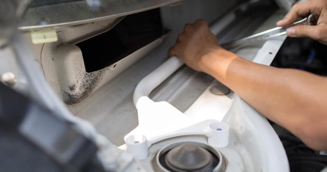 Thanh cân bằng strut bar cho xe ô tô: Không có tác dụng gì!