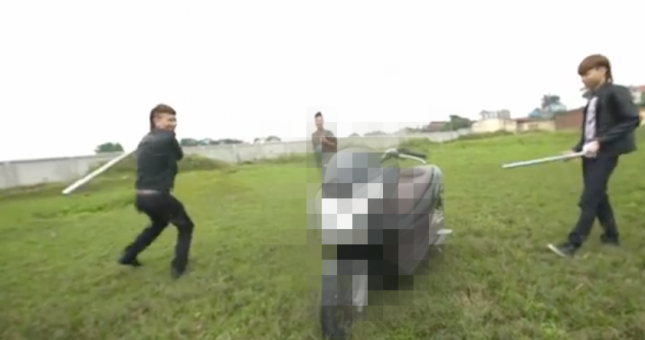 Khá 'Bảnh' đốt xe máy, đổi sang dùng xe điện PEGA cho tiết kiệm xăng?