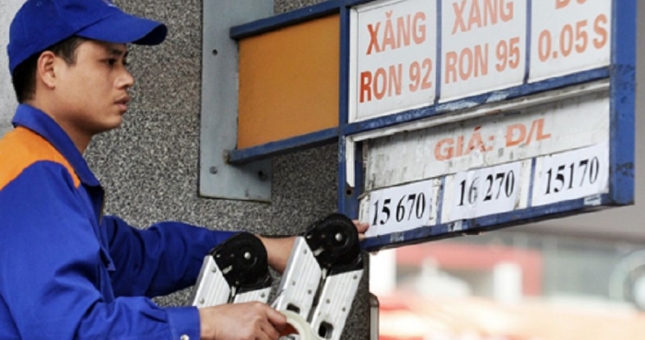 Chiều nay 02/04, giá xăng tăng mạnh từ 17h