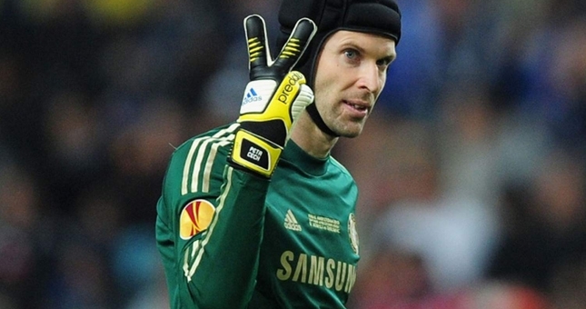 Petr Cech giải nghệ, chia tay một huyền thoại