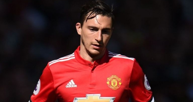 Chuyển nhượng tối 23/1: Đại gia Italia tranh sao MU