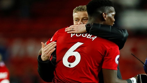 Chấm điểm Man United - Burnley: Vinh danh Pogba, Lindelof