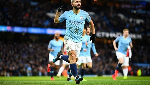Man City huỷ diệt Chelsea 6-0 trên sân Etihad