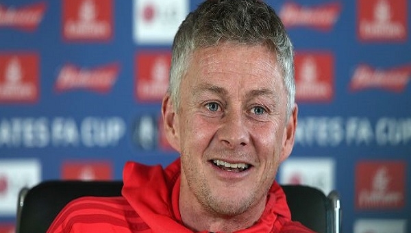 HLV Solskjaer tiết lộ chiến thuật đấu Chelsea