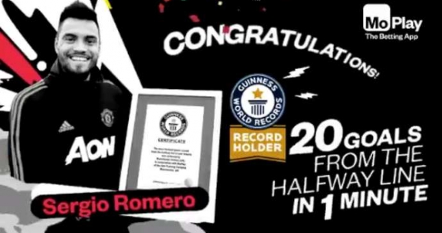 Thủ môn MU lập kỷ lục Guinness thế giới