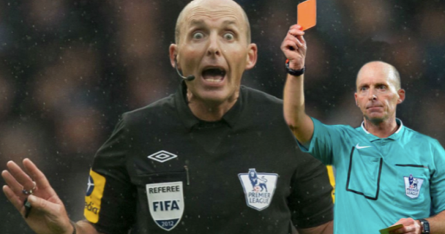 Rút thẻ đỏ cho MU, trọng tài Ngoại hạng Anh đi vào lịch sử