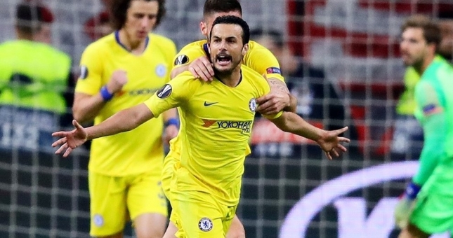 Pedro tỏa sáng, Chelsea chiếm lợi thế trước bán kết lượt về