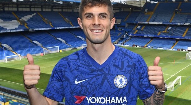 Chính thức: Chelsea ra mắt tân binh đầu tiên