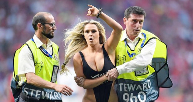 Instagram giá 88 tỷ của CĐV nữ náo loạn chung kết C1 bị xóa