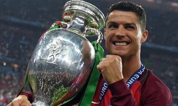 Euro 2020 khiến thế giới 'sục sôi' vì kỷ lục khủng