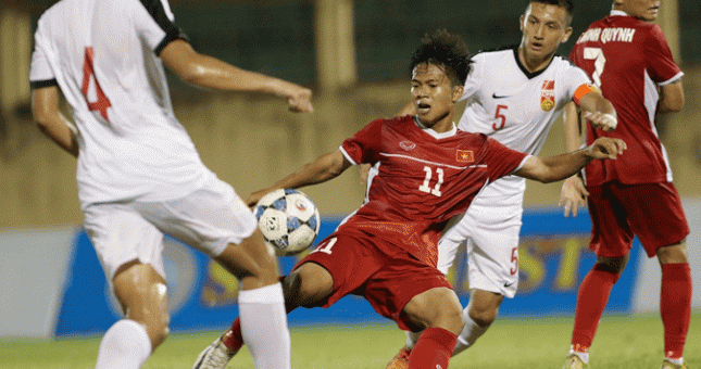 Báo Trung Quốc: 'Thua kém kỹ thuật, chúng ta chỉ cao hơn cầu thủ Việt Nam'