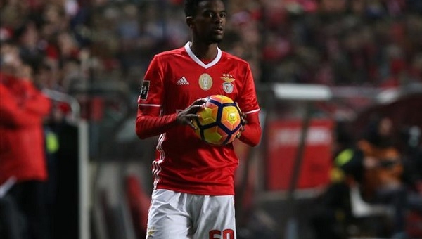 Điểm tin tối 4/2: Chi 35 triệu bảng, MU đạt thỏa thuận mua sao Benfica