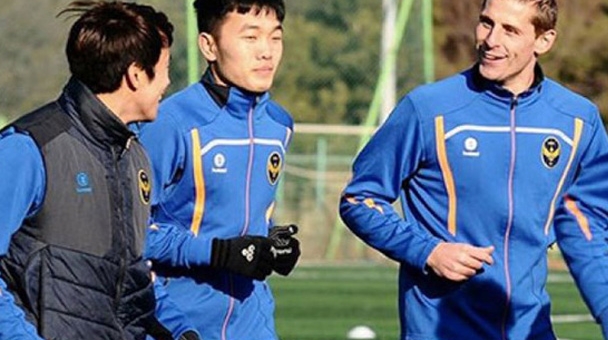 Xuân Trường dẫn đội toàn sao K-League đấu tuyển Việt Nam