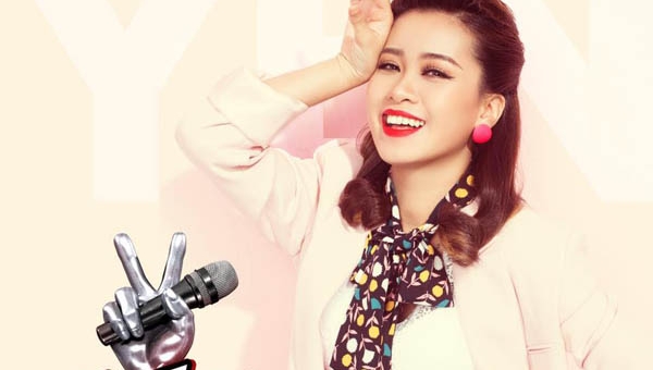 Nữ BTV xinh đẹp yêu MU gây sốt tại The Voice 2017