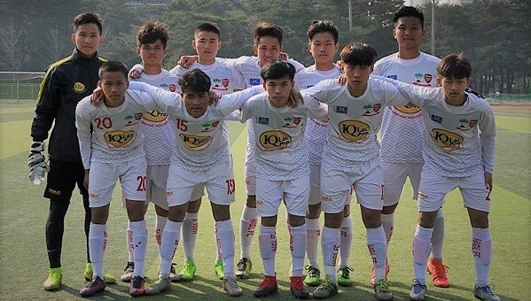 Phung phí cơ hội, U17 HAGL JMG thua đậm U18 Mito Hollyhock