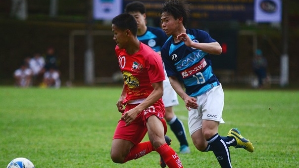 Đàn em Công Phượng thua đậm U18 Mito Hollyhock