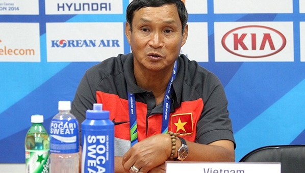 HLV Mai Đức Chung gây bất ngờ sau trận thắng của Việt Nam