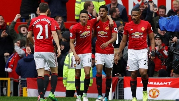 Herrera tỏa sáng giúp MU thắng đẹp Chelsea