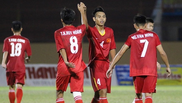 U19 Việt Nam đánh bại U19 HAGL trong trận cầu có 2 thẻ đỏ