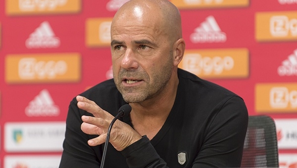 HLV Ajax lên tiếng trước trận chung kết với Man Utd