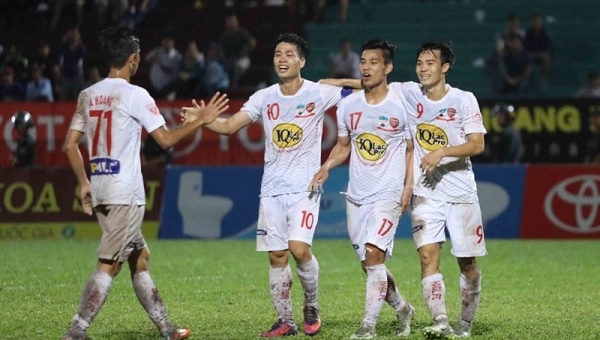 Chọn SEA Games, sao HAGL lỡ cơ hội dự Europa League