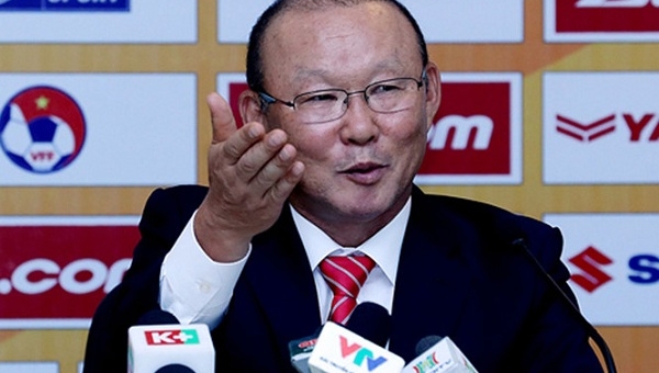 Tân thuyền tưởng tuyển VN nói về việc HLV Hữu Thắng từ chức