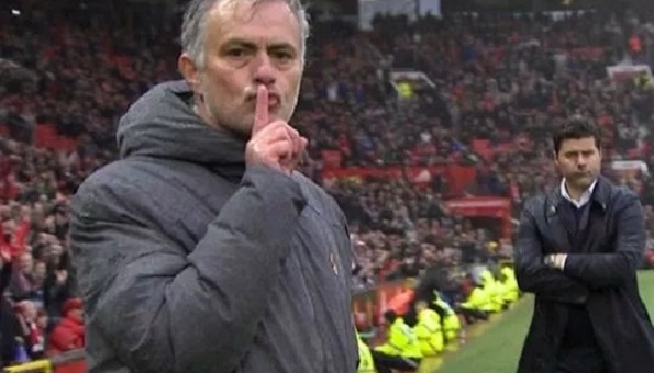 Jose Mourinho lý giải hành động ‘im mồm’ khi hạ Tottenham