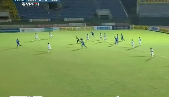 ‘Công Phượng mới’ xử lý đẳng cấp trận HAGL vs Bình Dương