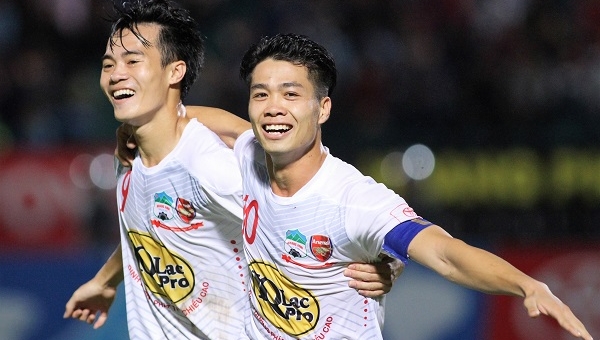 Công Phượng cùng HAGL đấu đội bóng 4 lần vô địch giải Brazil