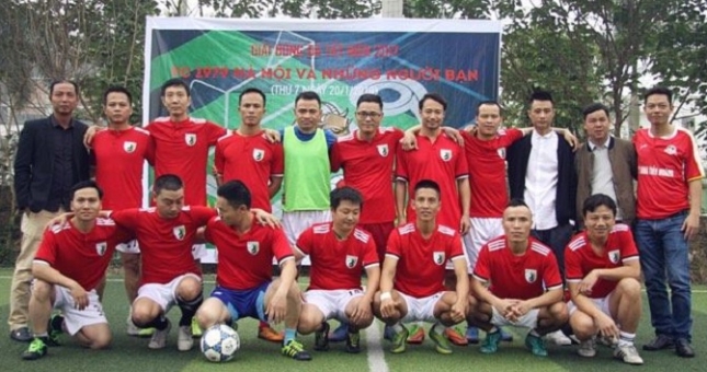 Tưng bừng giải bóng đá tất niên FC 1979 HN những người bạn
