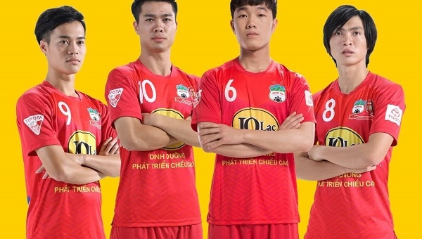 HLV HAGL tiết lộ bí quyết hồi sinh bộ tứ khi có Xuân Trường 