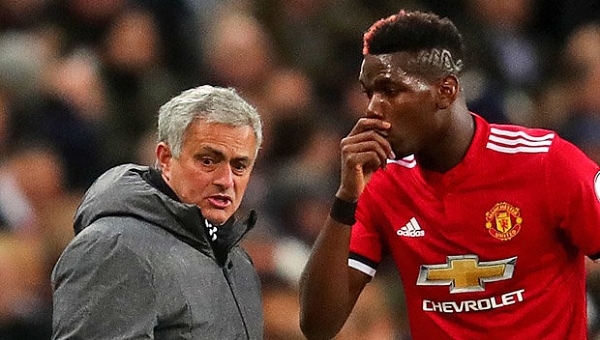 Bị ngó lơ vì Sanchez, sao M.U nghiêm túc tính đường ra đi