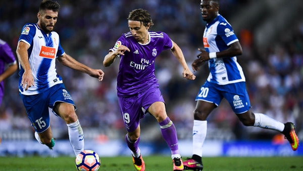 Lịch thi đấu bóng đá hôm nay 27/2: Real gặp khó