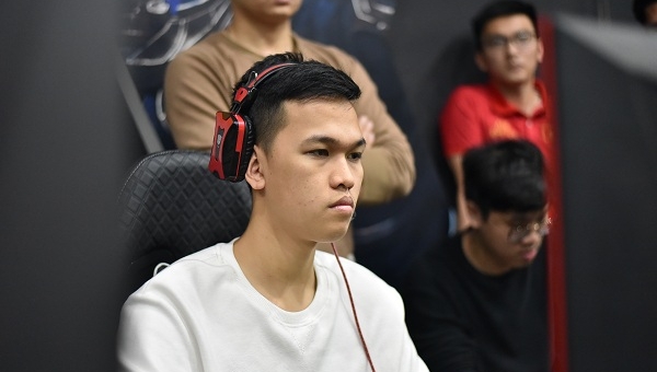 Kết quả: Giao hữu AOE Việt - Trung ngày thứ 2: Chim Sẻ thua 'sốc'