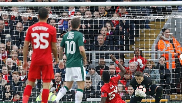 Thi đấu bế tắc, Liverpool bị cầm hòa trước Plymouth