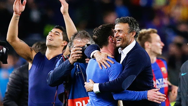 Barca sắp có sao 100 triệu Euro, Courtois trả lời Real