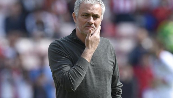 Chuyển nhượng sáng 16/4: M.U mê mệt ‘Messi của Napoli’