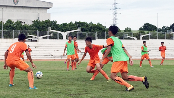 Hôm nay U15 Việt Nam ra quân, đặt mục tiêu đả bại Campuchia