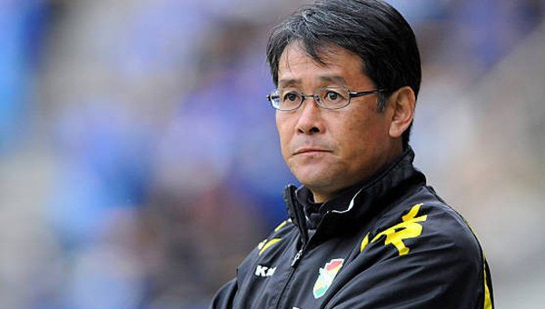 CLB Thái ‘tranh hàng’ với bầu Đức thành công