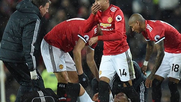 Kinh hoàng với chấn thương ở đầu của Marcos Rojo