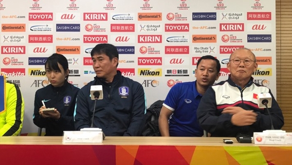 Suýt gây sốc trước U23 Hàn Quốc, HLV Park Hang Seo nói  gì?