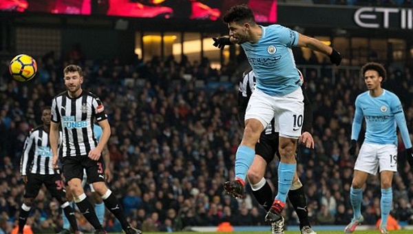 BXH Ngoại hạng Anh ngày 21/1: Tiếp nối hấp dẫn