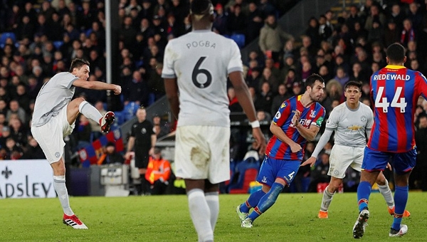 BXH Ngoại hạng Anh sau vòng 29: MU ngược dòng về top 2