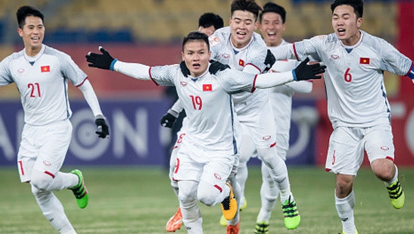 Sao U23 Việt Nam chia sẻ xúc động về mẹ ngày 8/3