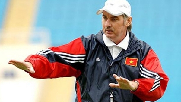 HLV Riedl: 'Không tăng lên 24 đội, VN khó dự Asian Cup'