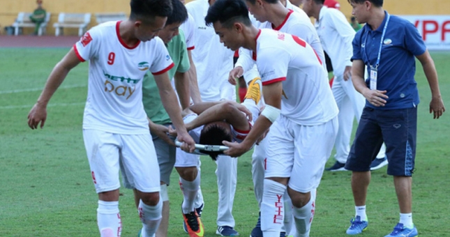 Tấn Tài có thể trả hàng trăm triệu đồng chữa thương cho Văn Hào